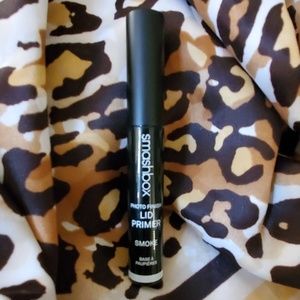 SMASHBOX Lid Primer-Smoke!